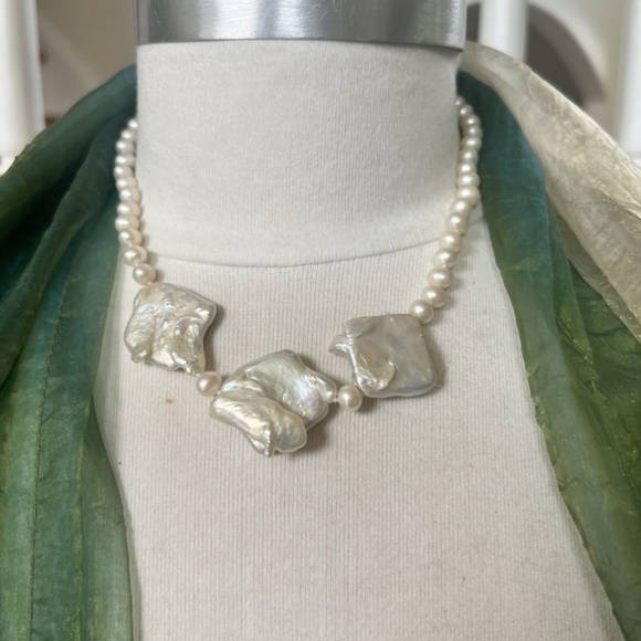 Necklace Beaded, Large Baroque Square, With White Round Earls, Clasp Silver.! - Picture 3 of 10